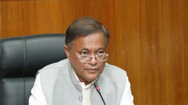 হাছান মাহমুদ ও স্ত্রীর ব্যাংক হিসাব জব্দ, বিদেশযাত্রায় নিষেধাজ্ঞা