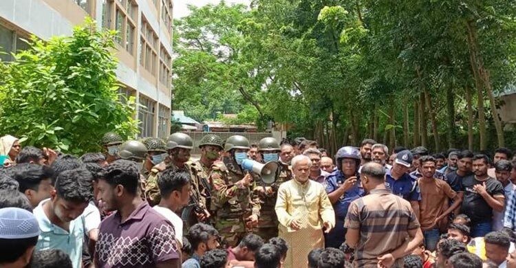 যৌথ অভিযানে সাতদিনে ৩৮৫ জন গ্রেপ্তার, উদ্ধার হলো অবৈধ অস্ত্র ও মাদক