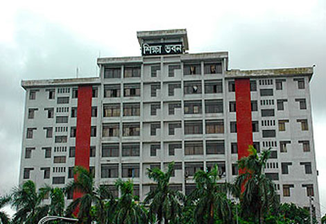 স্কুলে ছুটি কমছে, কার্যকর হতে পারে ২০২৬ থেকে